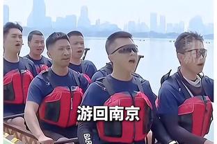 医学奇迹？B费射门后被放倒痛苦抱怨，见裁判不理会起身比赛